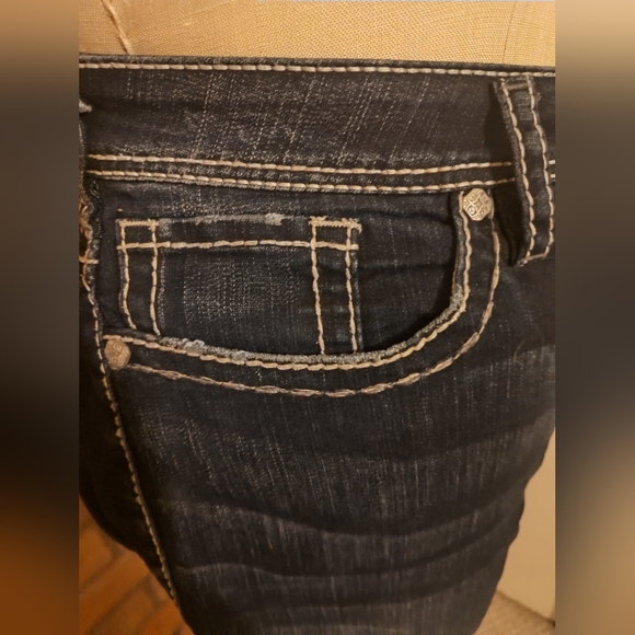 Silver Jean Co crop jeans size 24 - Picture 3 of 8